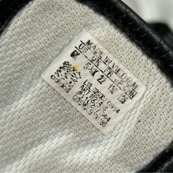 ❤️Adidas Kids Shoes sneakers - White and Pink 6K - Picture 8 of 8